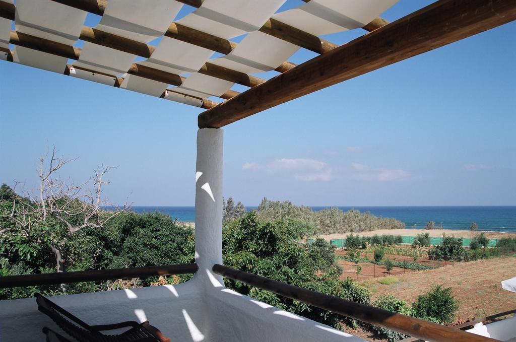 Votsalo Villa Pomos Quarto foto